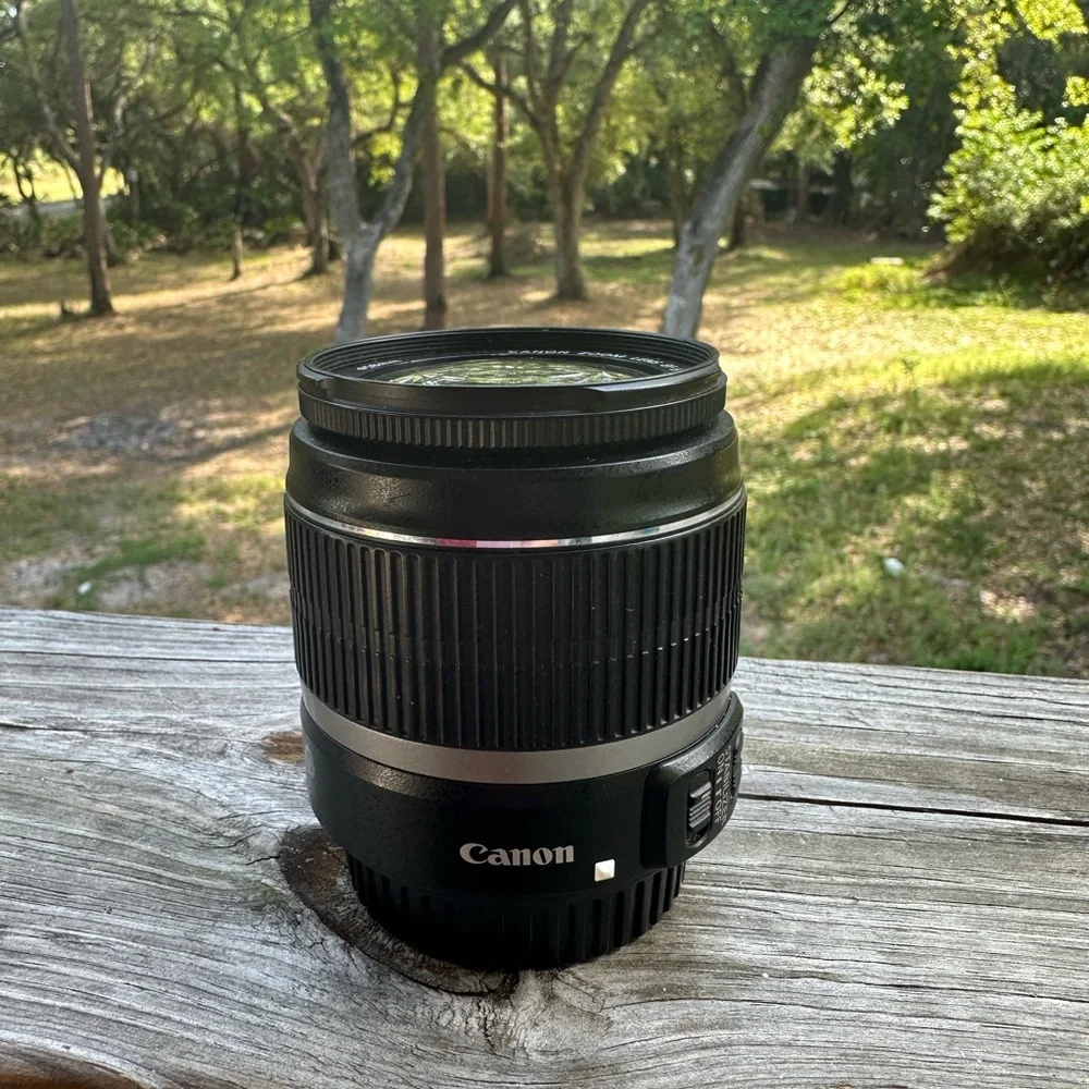 Canon black lens
